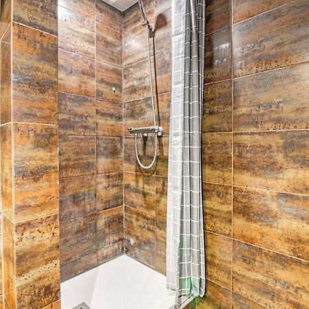 Cozy Penthouse, 20 Min To Downtown, Alcala Norte Madrid Exterior photo